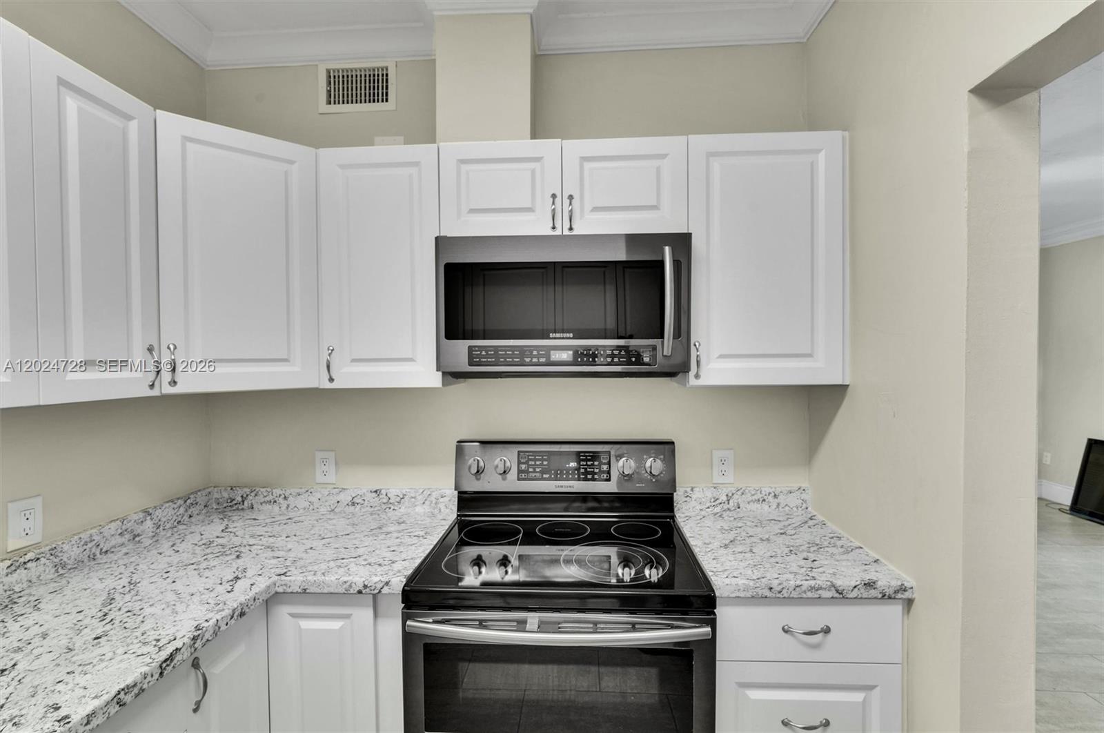 1313 SW 24th Ave Miami, FL 33145