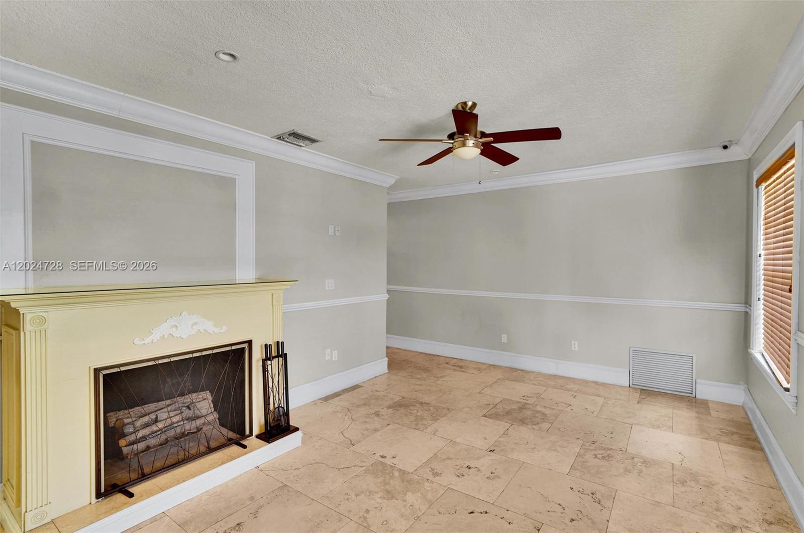 1313 SW 24th Ave Miami, FL 33145