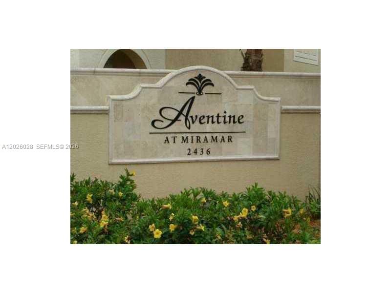 2564 Centergate Dr #106 Miramar, FL 33025