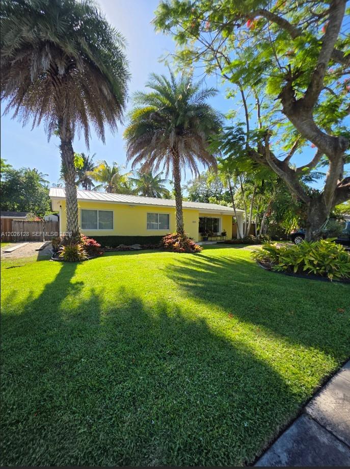 8040 SW 63rd Pl Miami, FL 33143