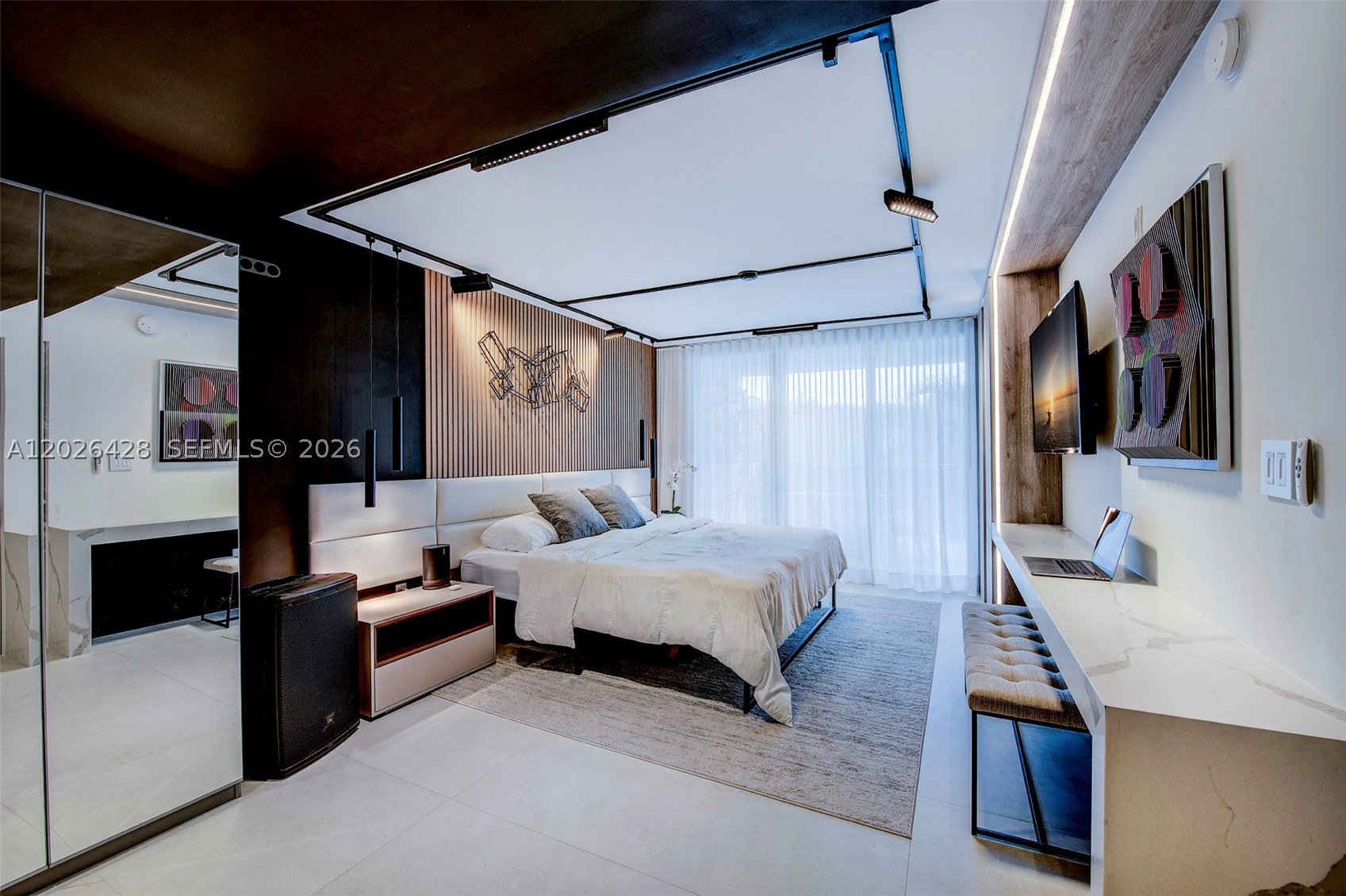 image The Palms9