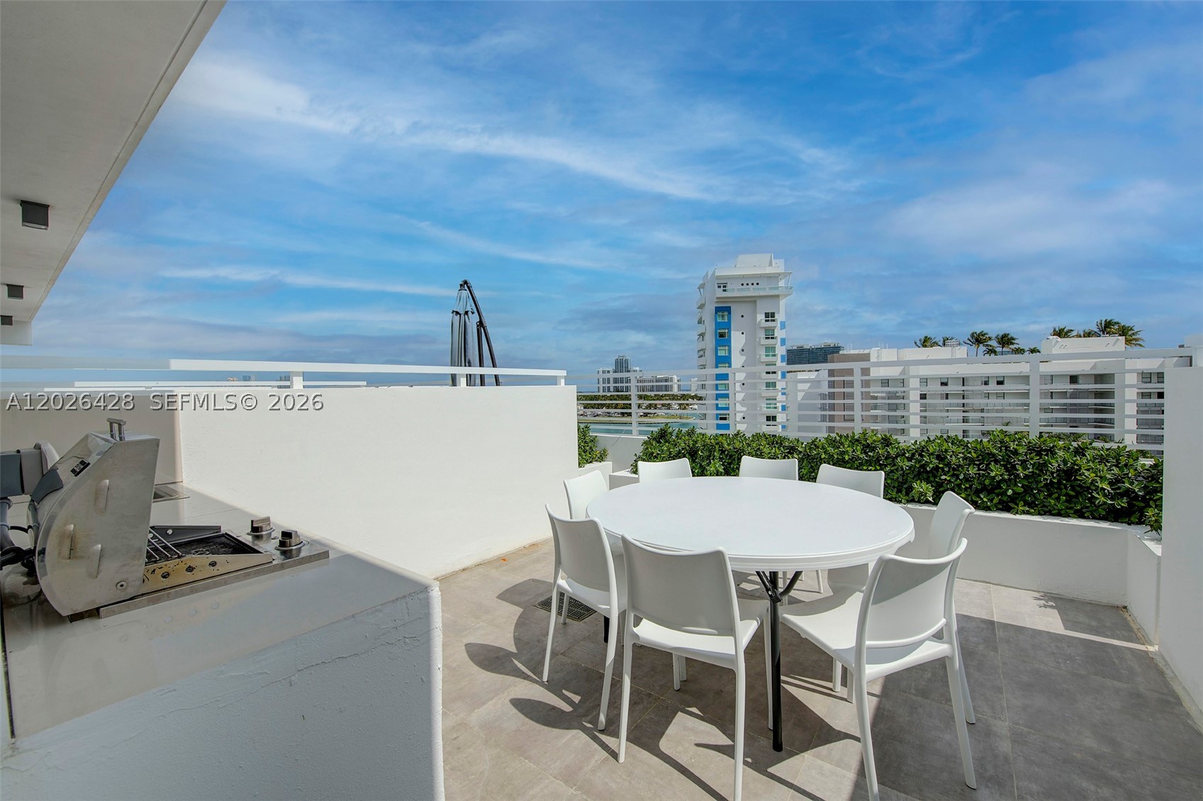 image The Palms25
