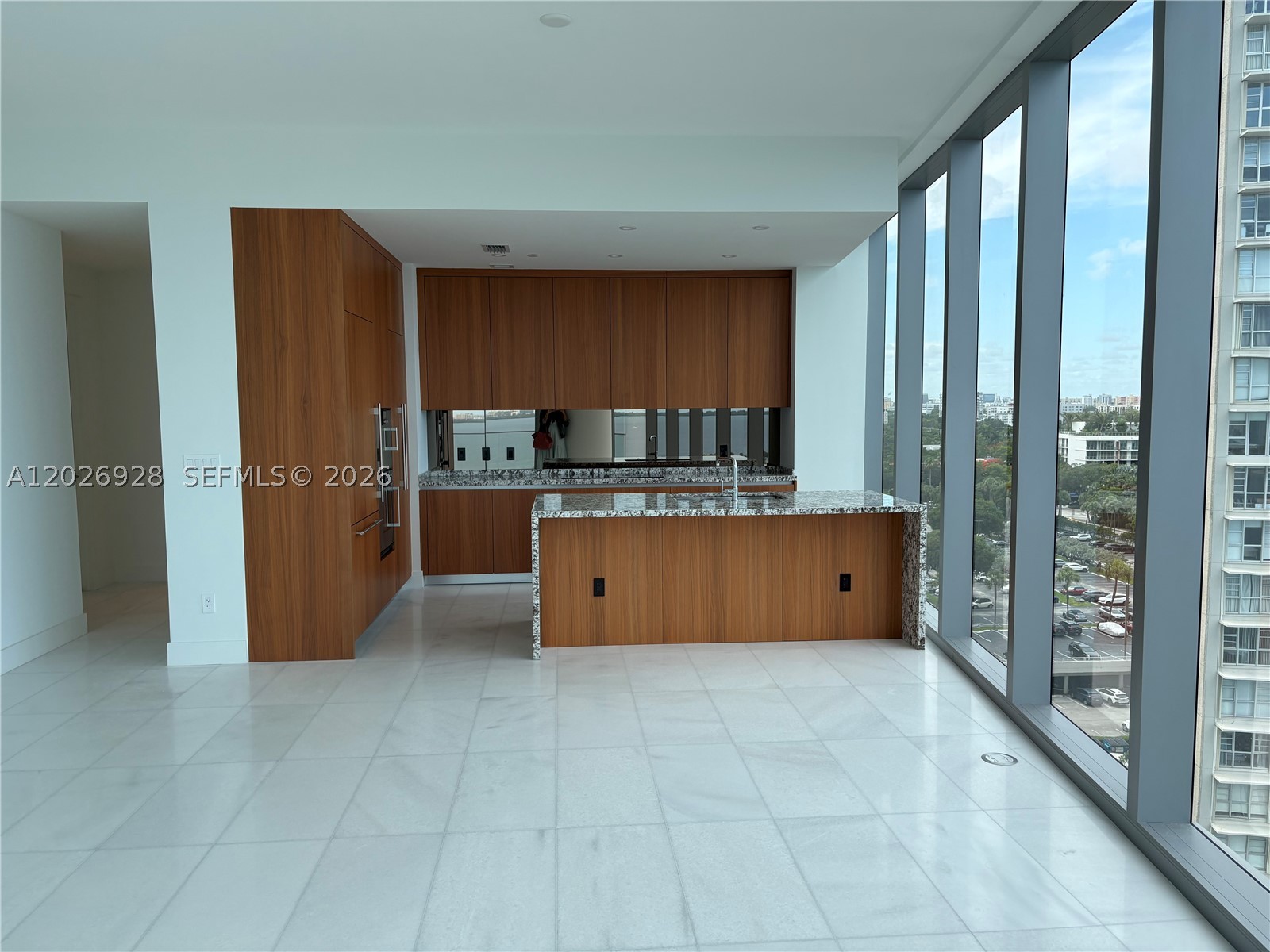 image Una Residences5