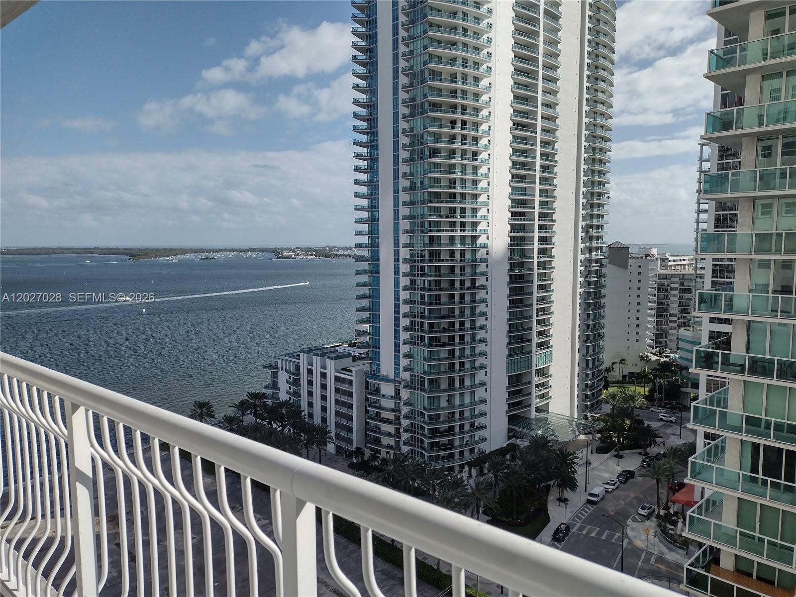 1200 Brickell Bay Dr #2005