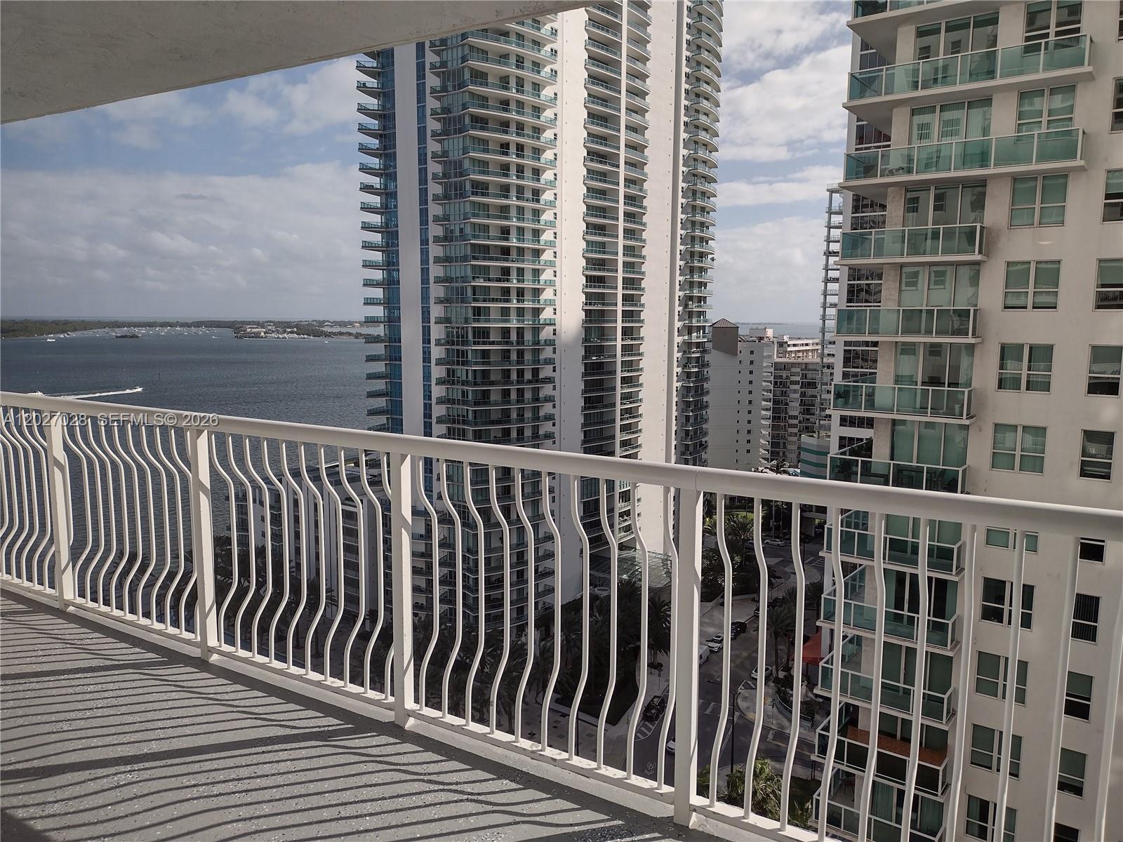 image The Club at Brickell Bay2