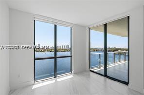 17111 Biscayne Blvd #1210 North Miami Beach, FL 33160