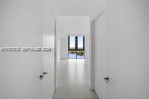 17111 Biscayne Blvd #1210 North Miami Beach, FL 33160