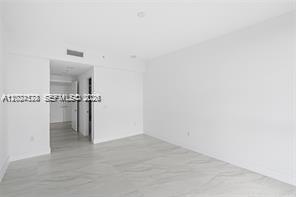 17111 Biscayne Blvd #1210 North Miami Beach, FL 33160