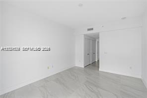 17111 Biscayne Blvd #1210 North Miami Beach, FL 33160
