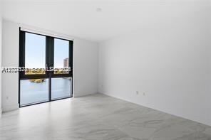17111 Biscayne Blvd #1210 North Miami Beach, FL 33160