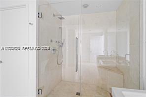 17111 Biscayne Blvd #1210 North Miami Beach, FL 33160