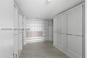 17111 Biscayne Blvd #1210 North Miami Beach, FL 33160