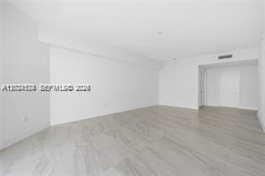 17111 Biscayne Blvd #1210 North Miami Beach, FL 33160