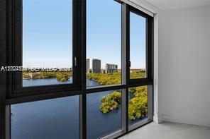 17111 Biscayne Blvd #1210 North Miami Beach, FL 33160