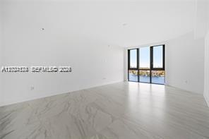 17111 Biscayne Blvd #1210 North Miami Beach, FL 33160