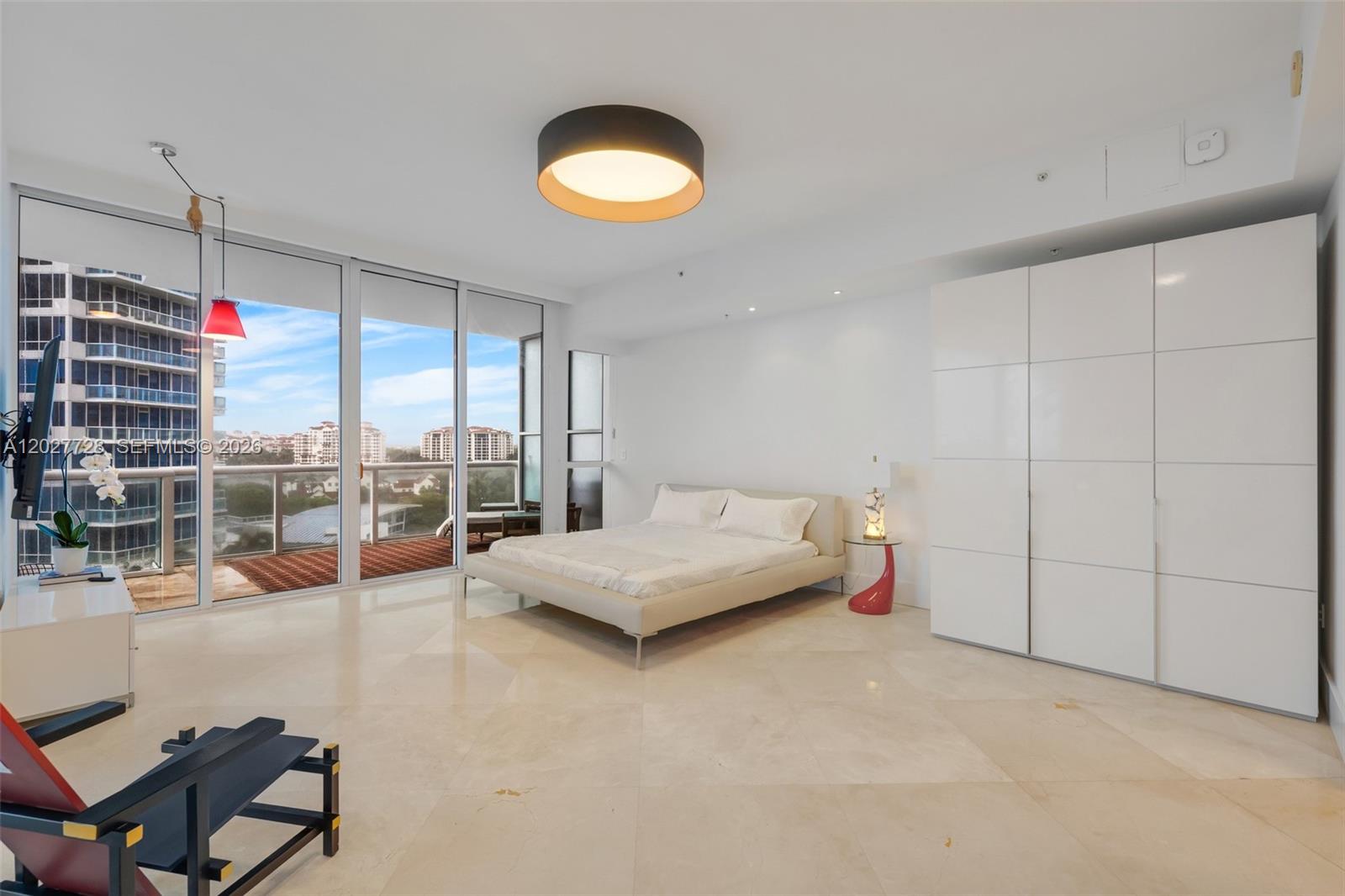50 S Pointe Dr #903 Miami Beach, FL 33139