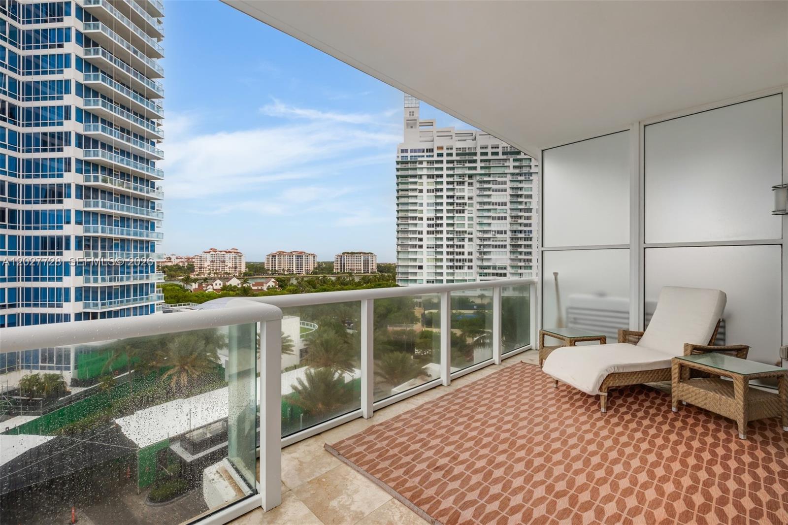 50 S Pointe Dr #903 Miami Beach, FL 33139