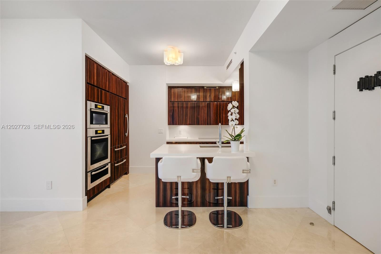 50 S Pointe Dr #903 Miami Beach, FL 33139