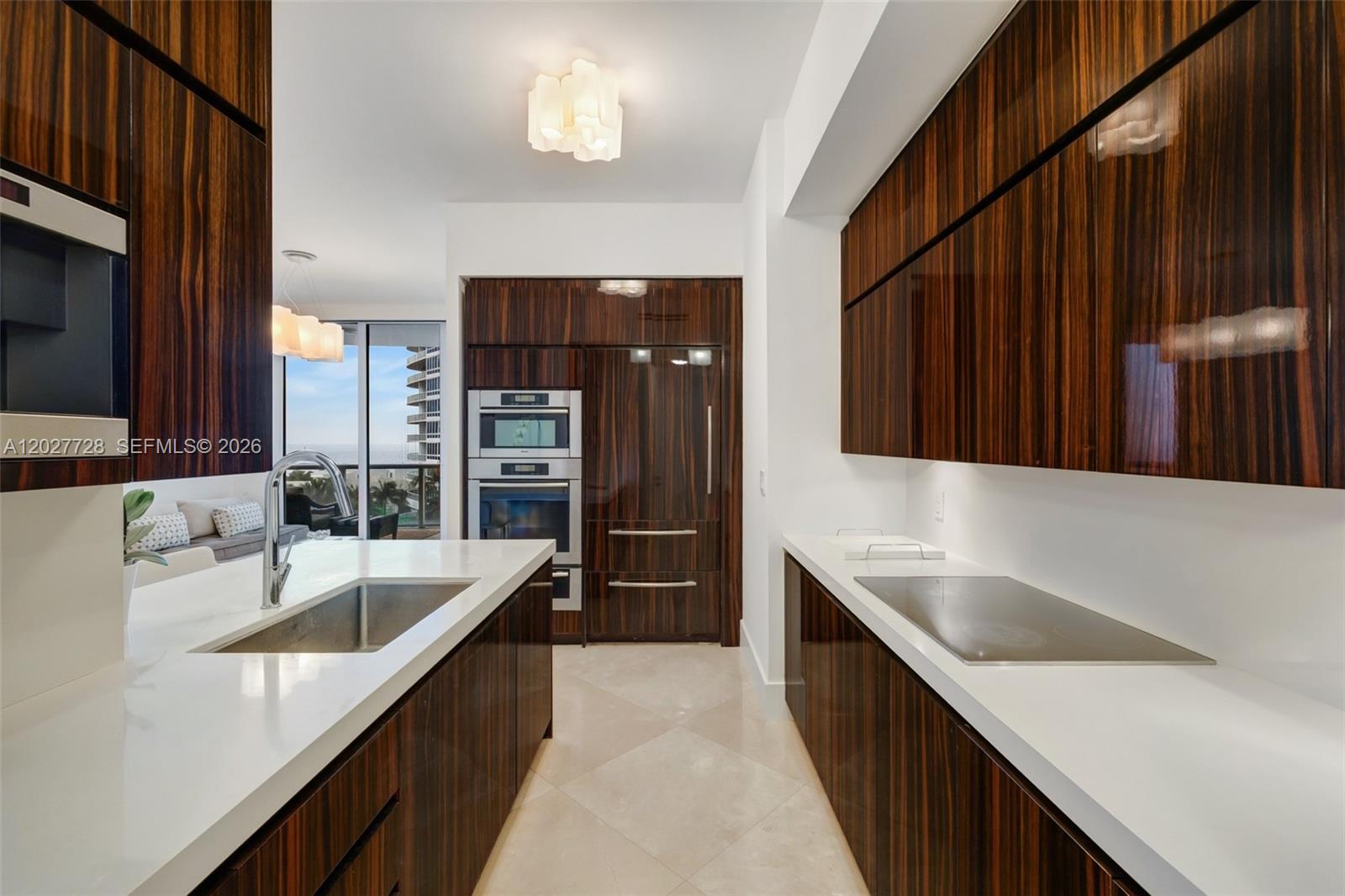 50 S Pointe Dr #903 Miami Beach, FL 33139