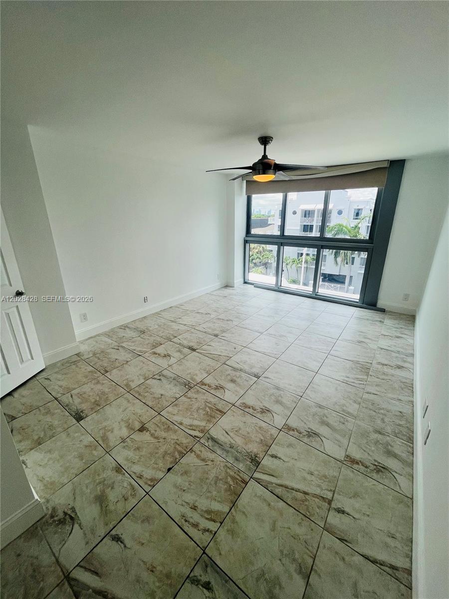 2655 Collins Ave #602 Miami Beach, FL 33140