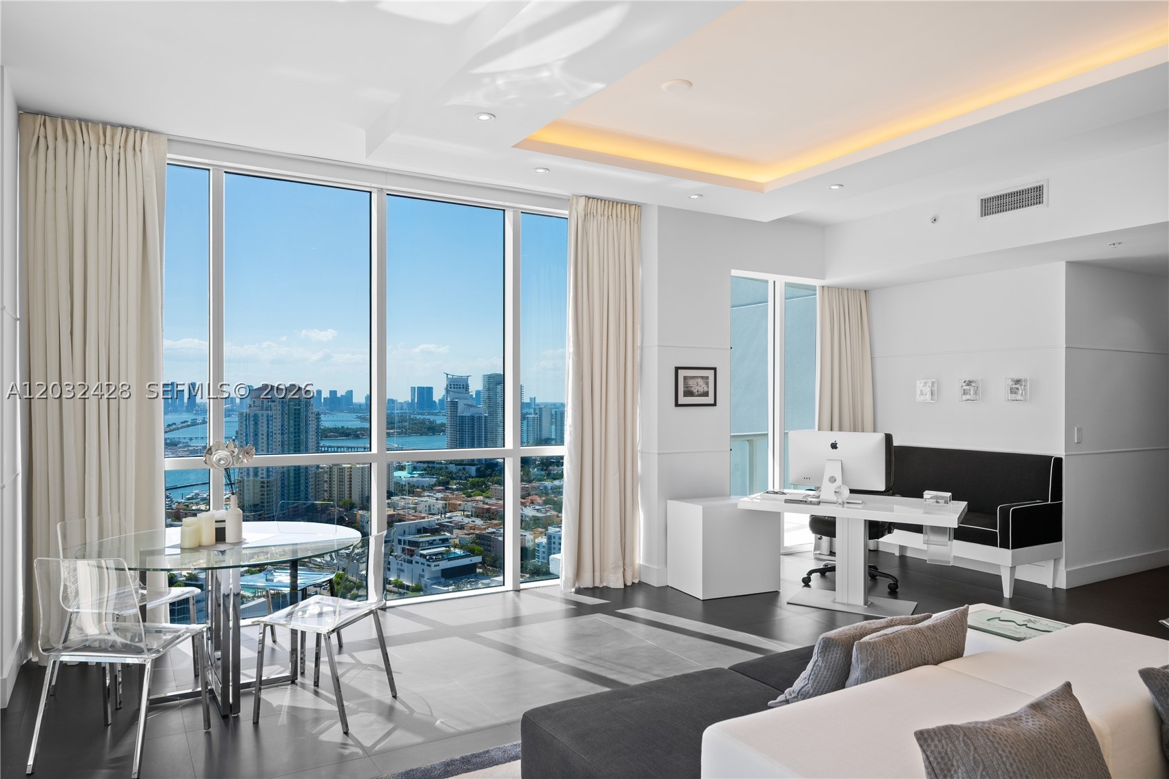 image Continuum South Beach North Tower12