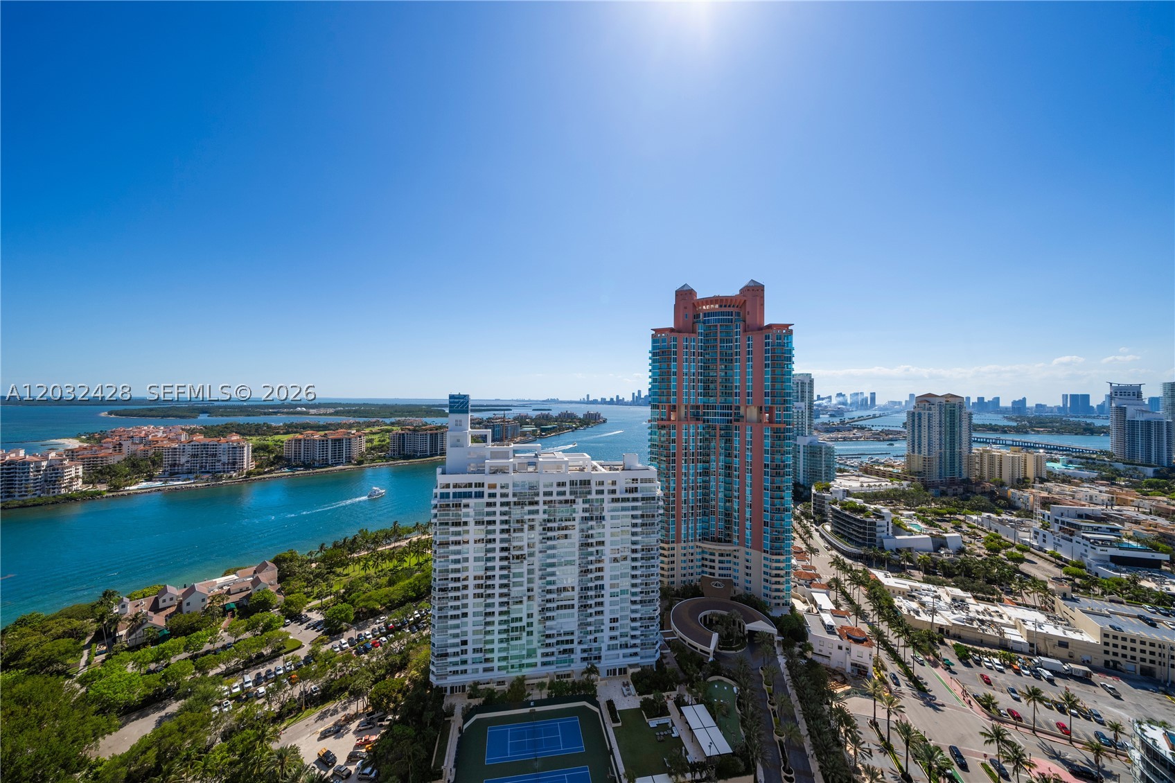 image Continuum South Beach North Tower14