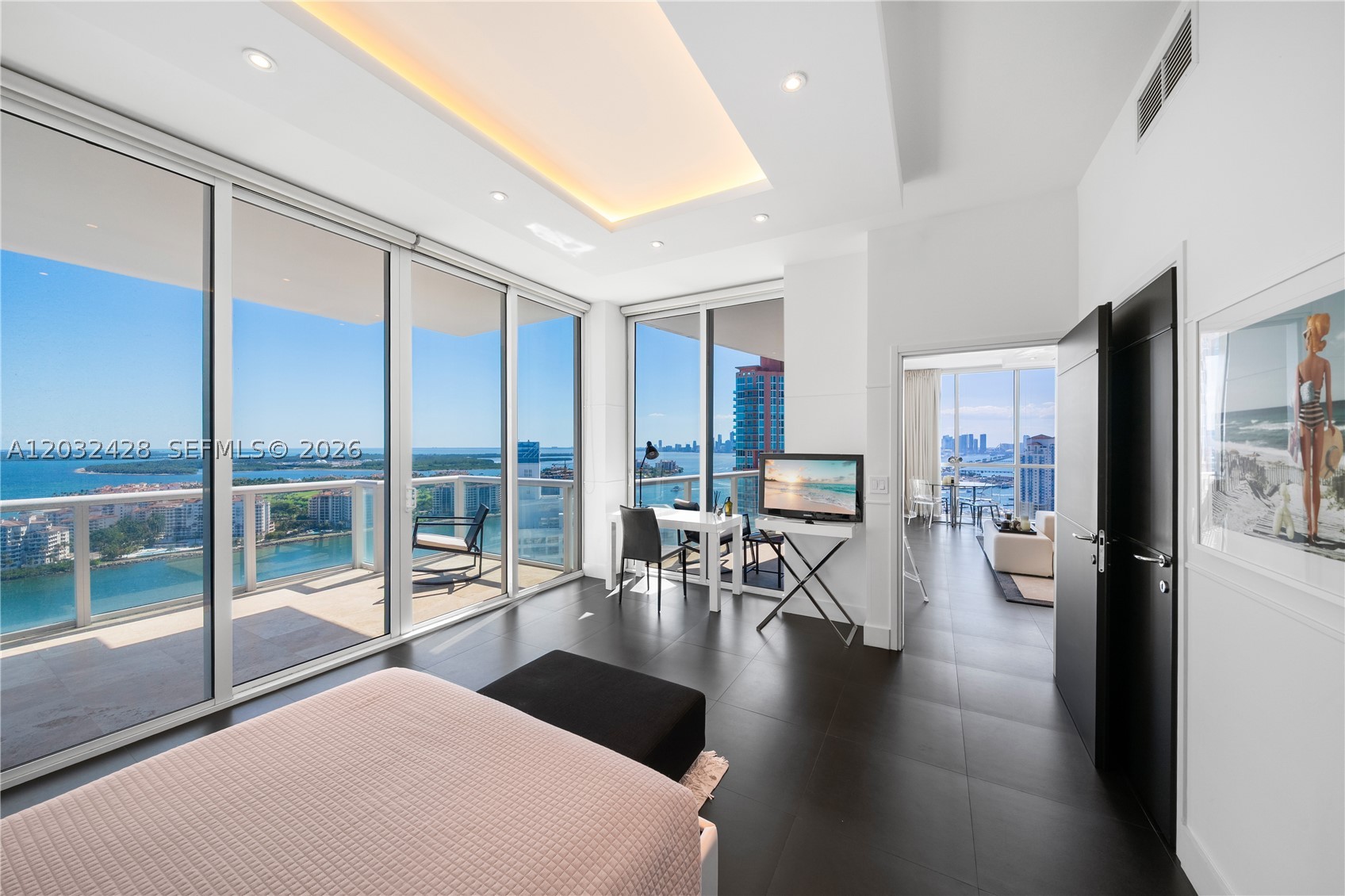 image Continuum South Beach North Tower27