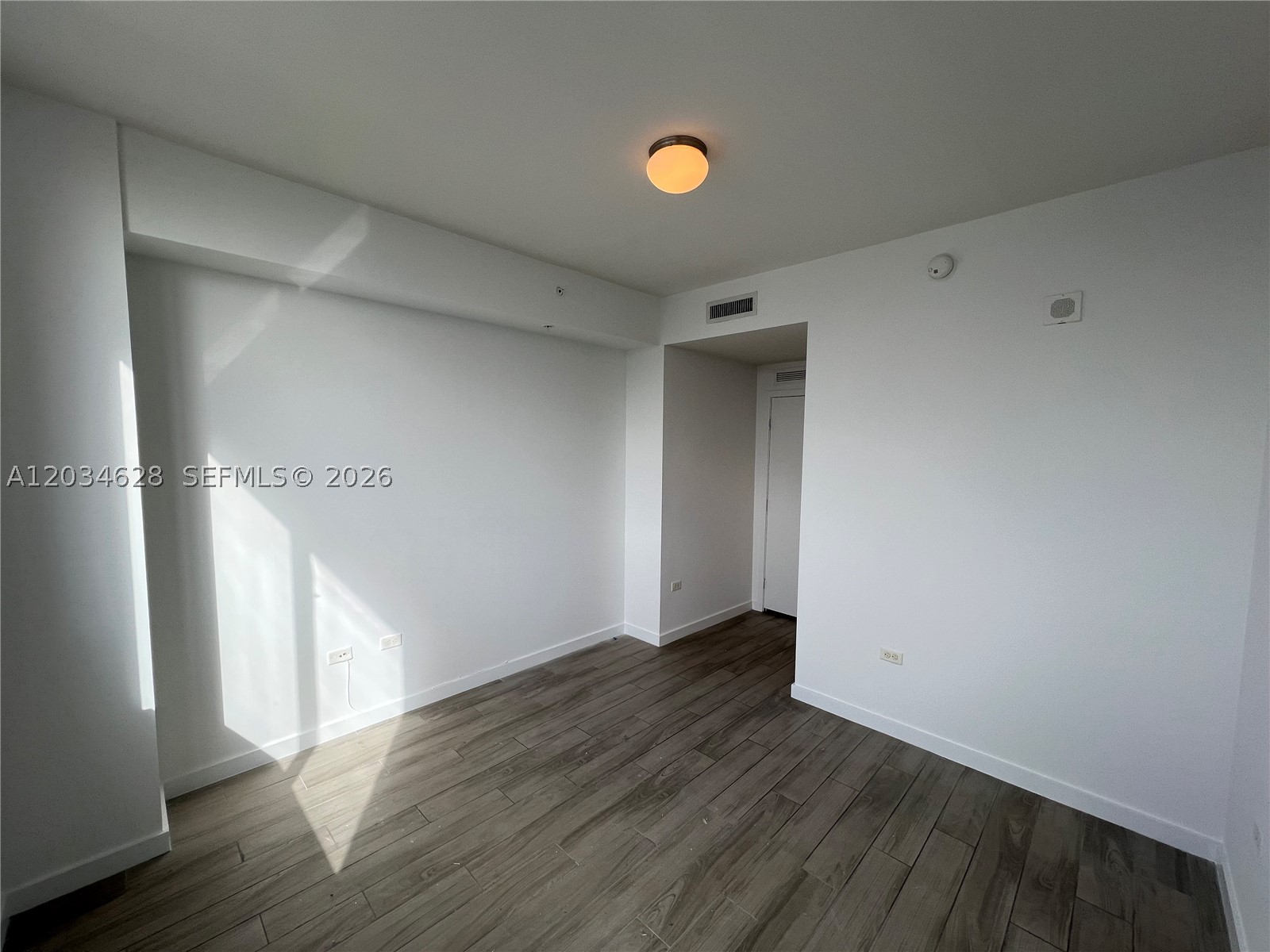 image Nine at Mary Brickell Village16