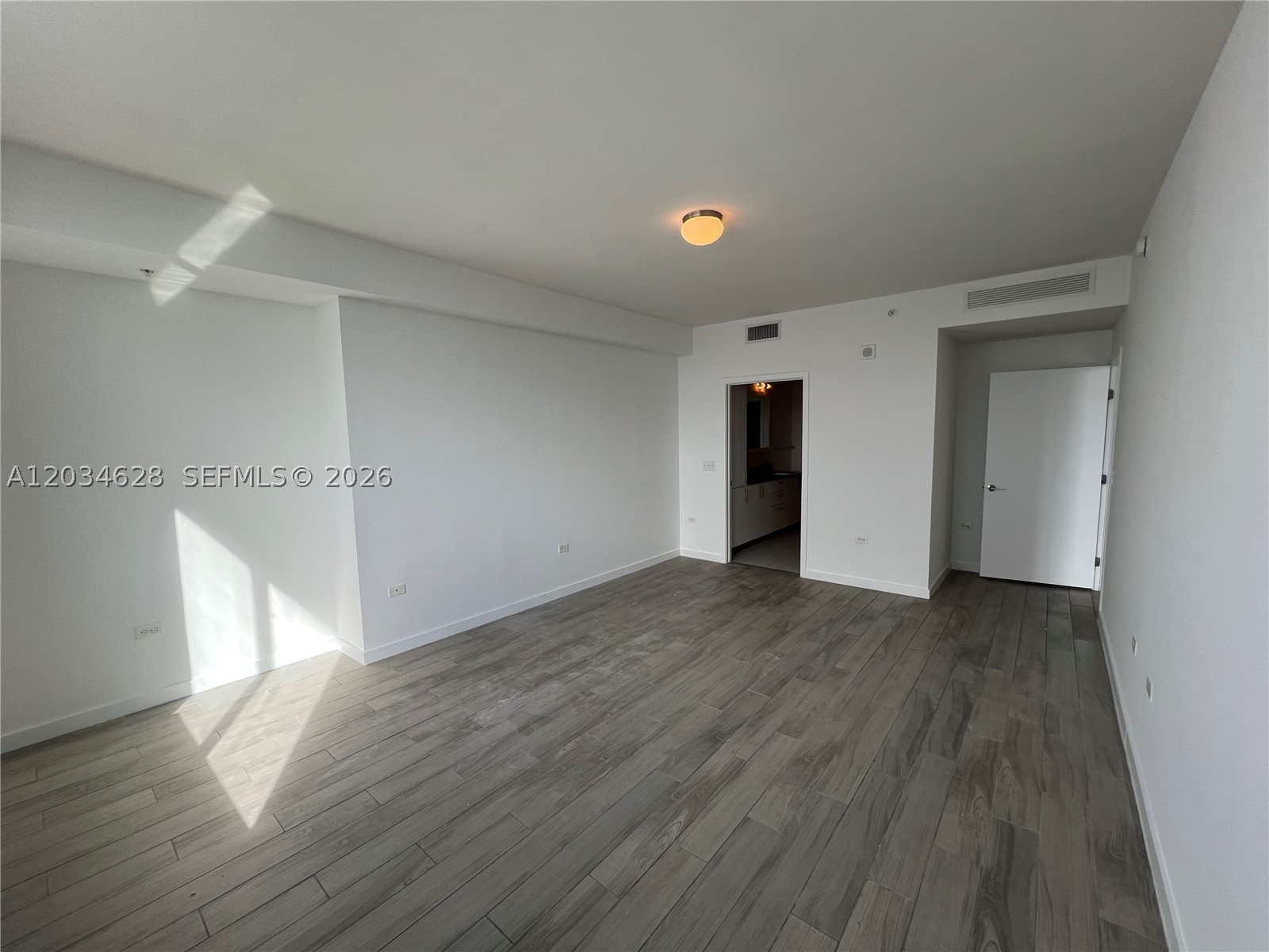 image Nine at Mary Brickell Village5