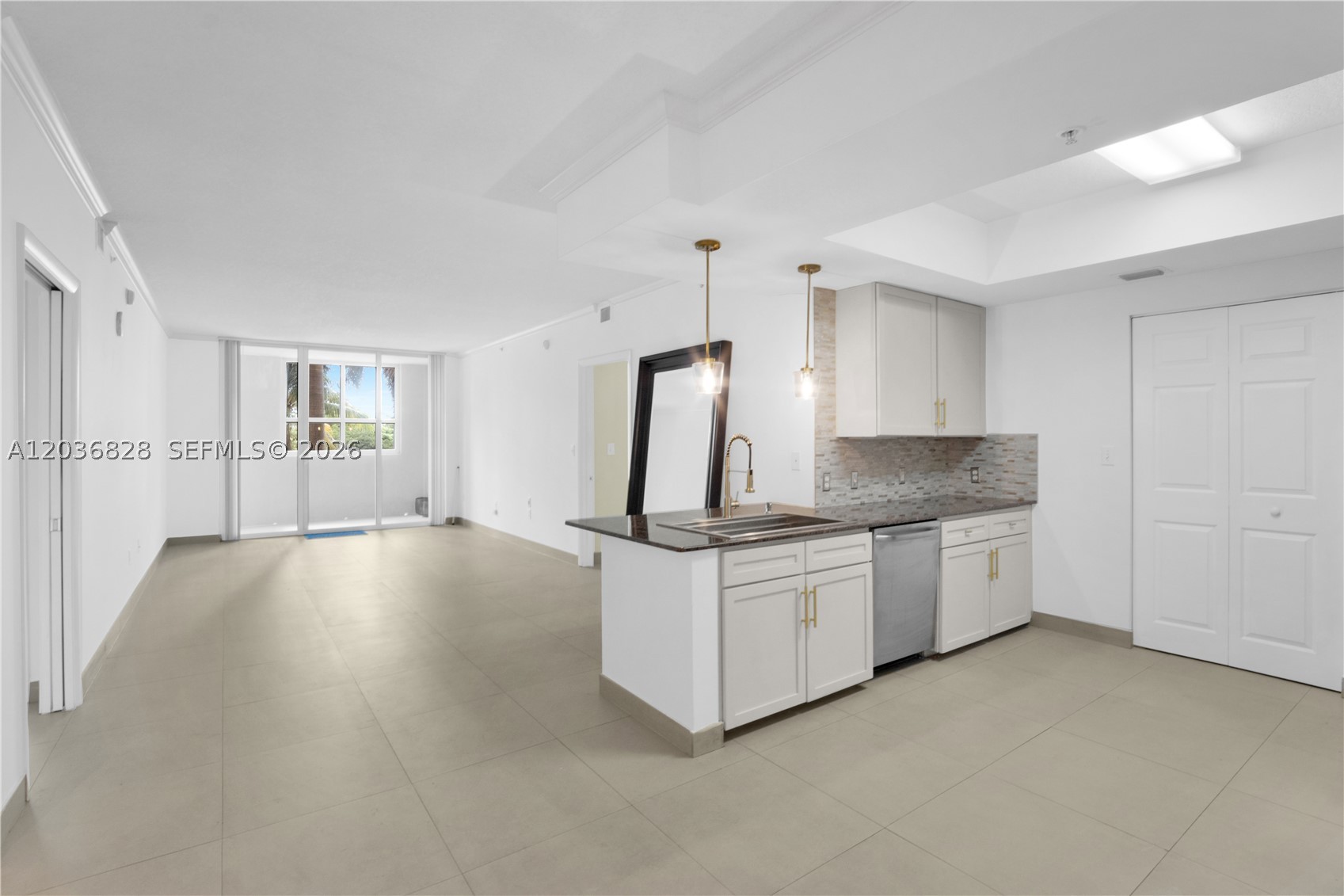 image Cite on the Bay East30