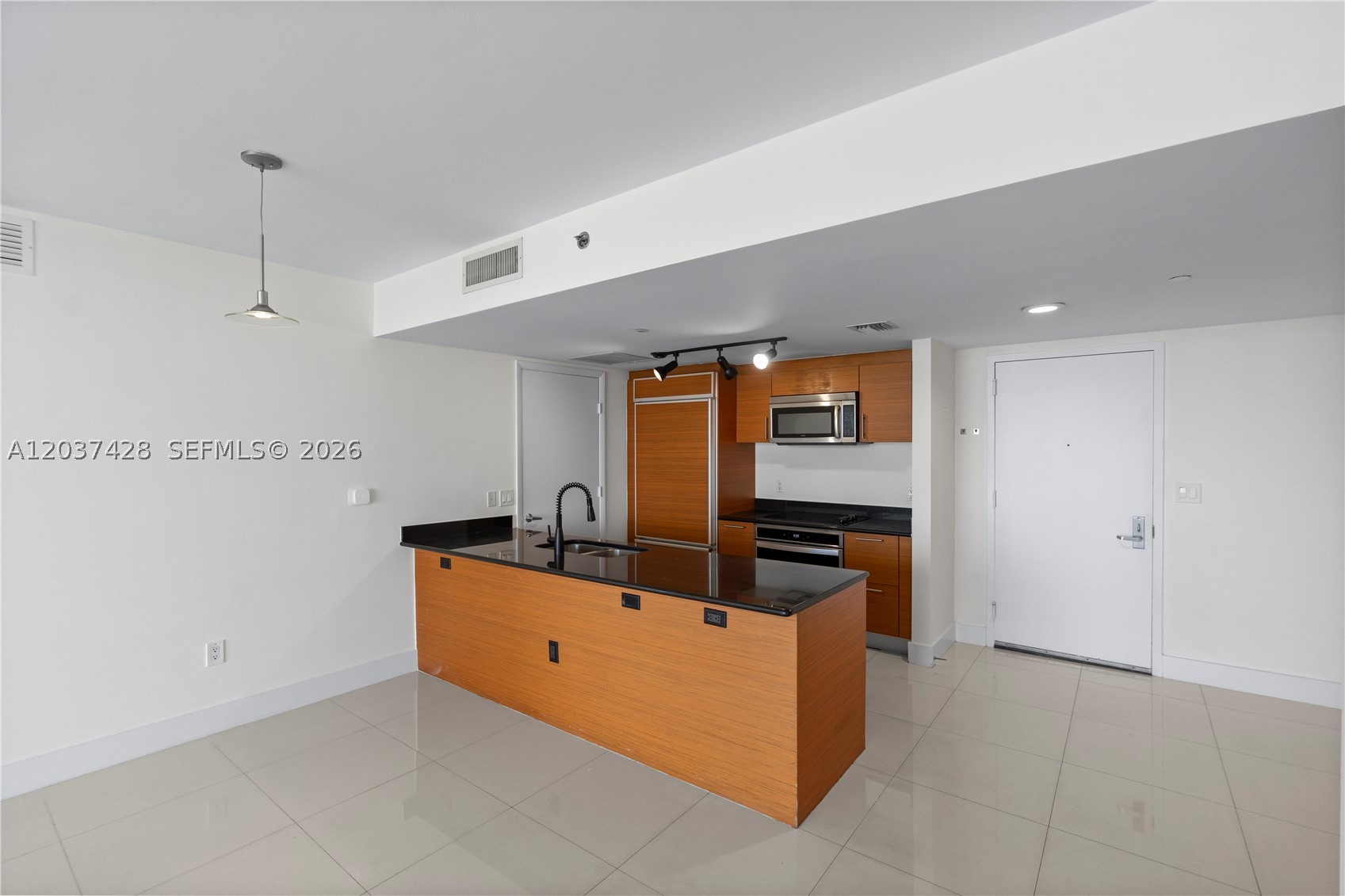 image 50 Biscayne19