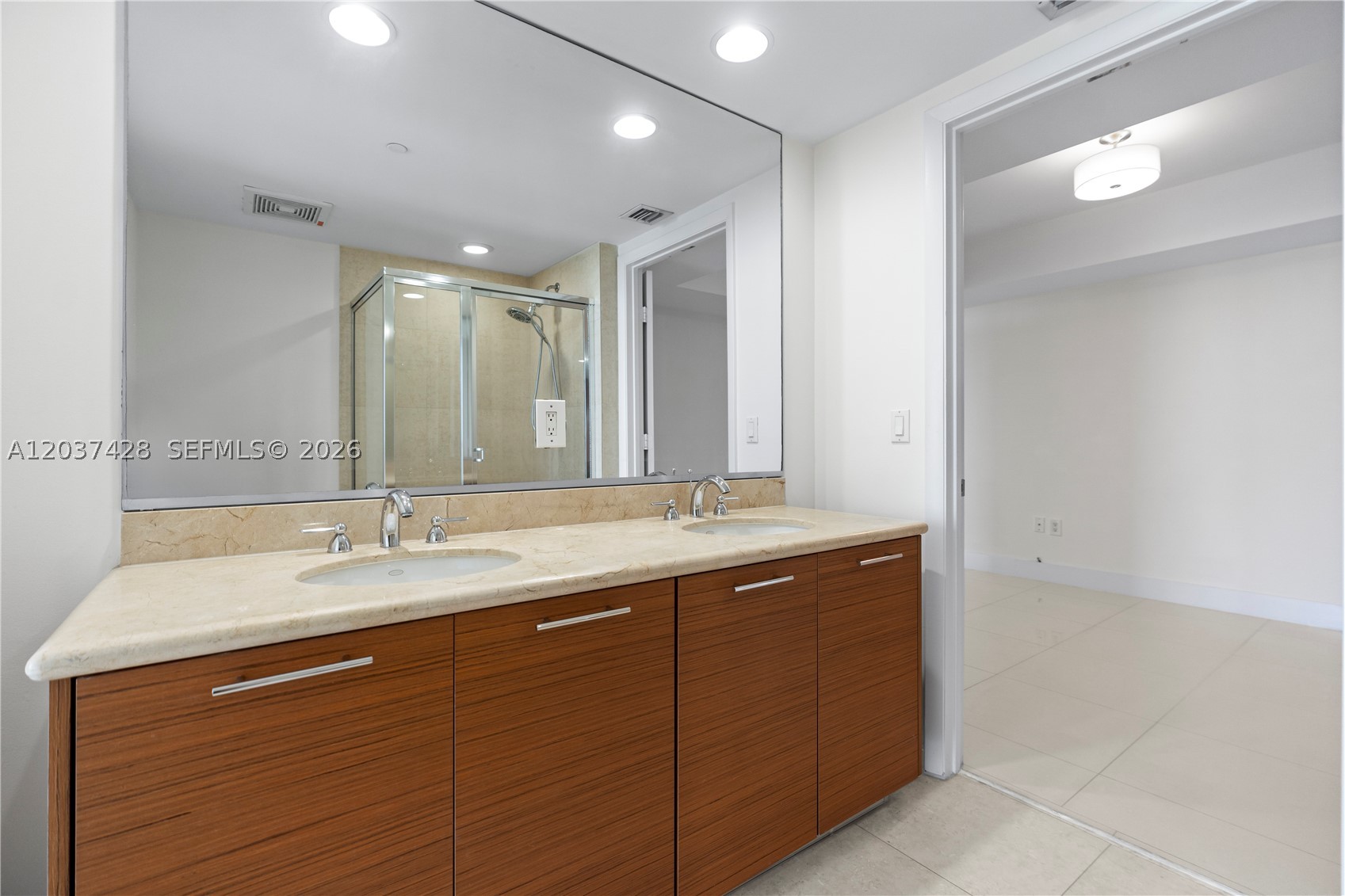 image 50 Biscayne31