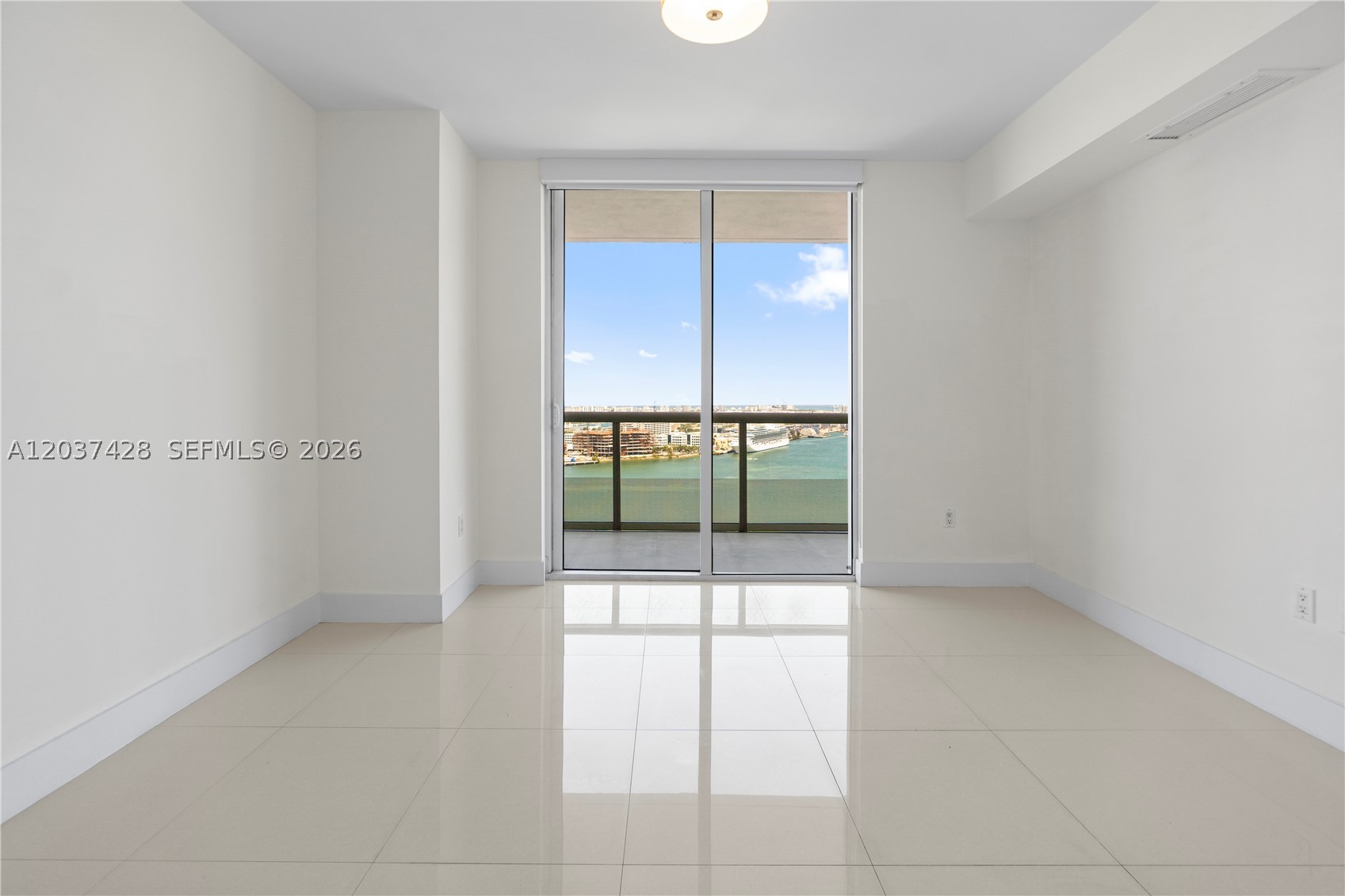 image 50 Biscayne32