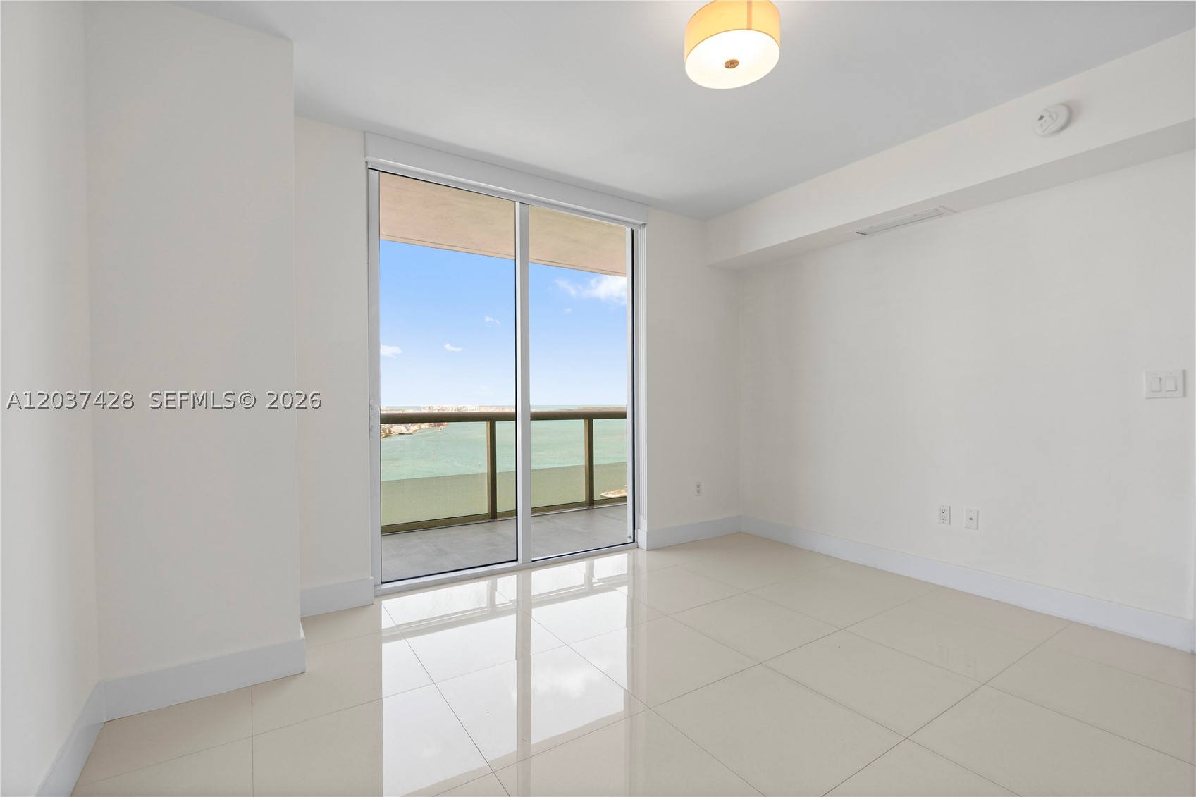 image 50 Biscayne35