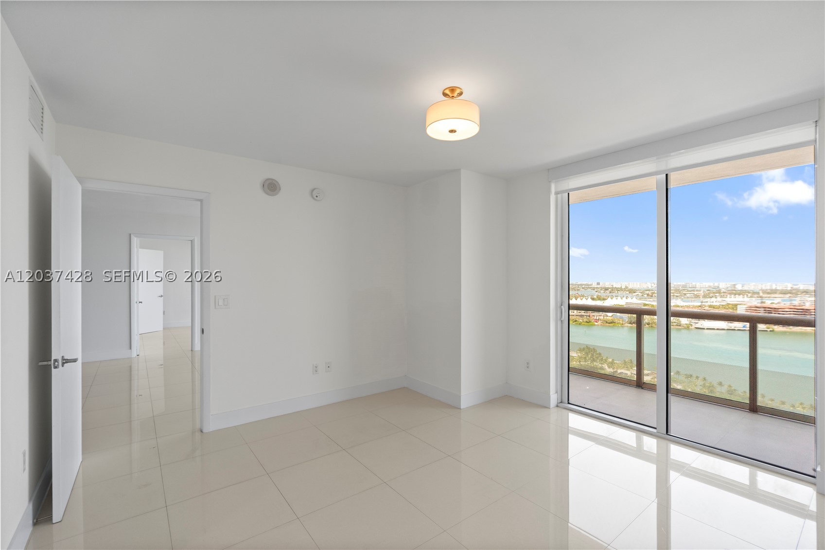 image 50 Biscayne44
