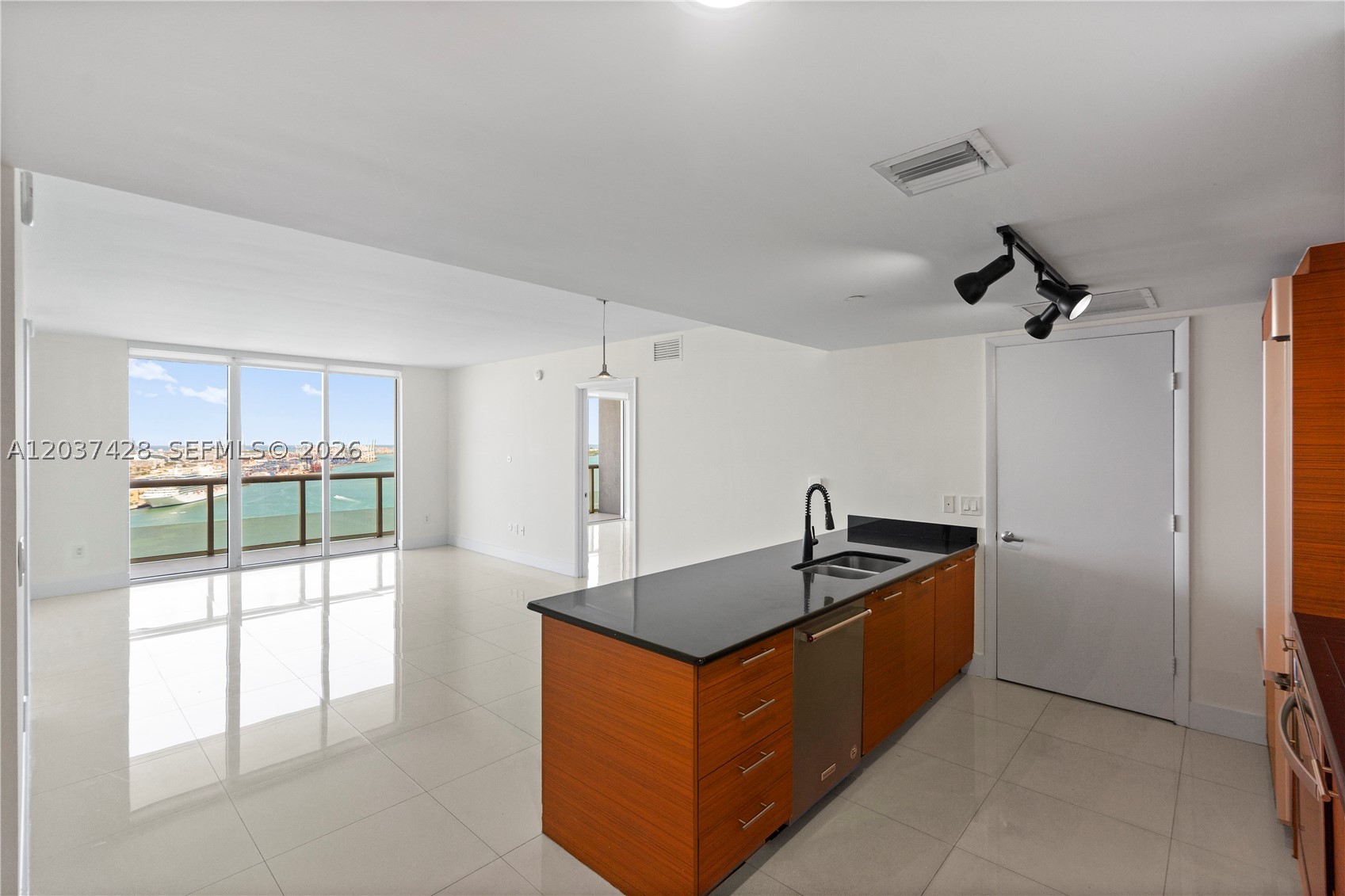 image 50 Biscayne7