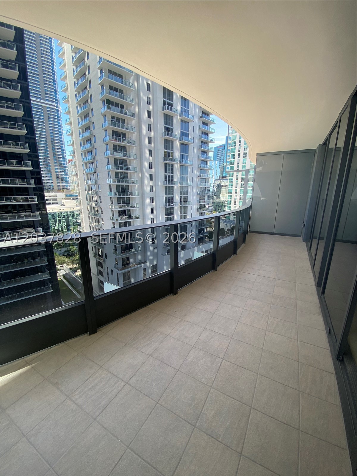 image Brickell Flatiron15