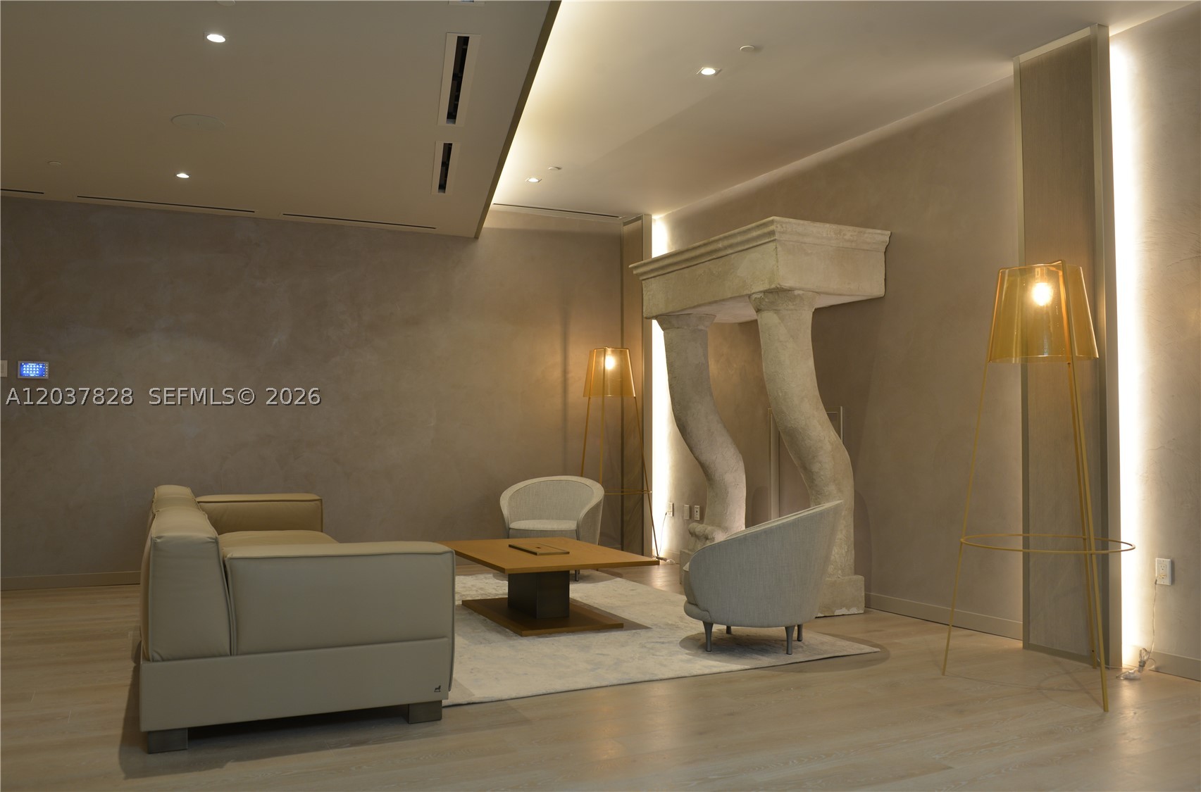 image Brickell Flatiron25