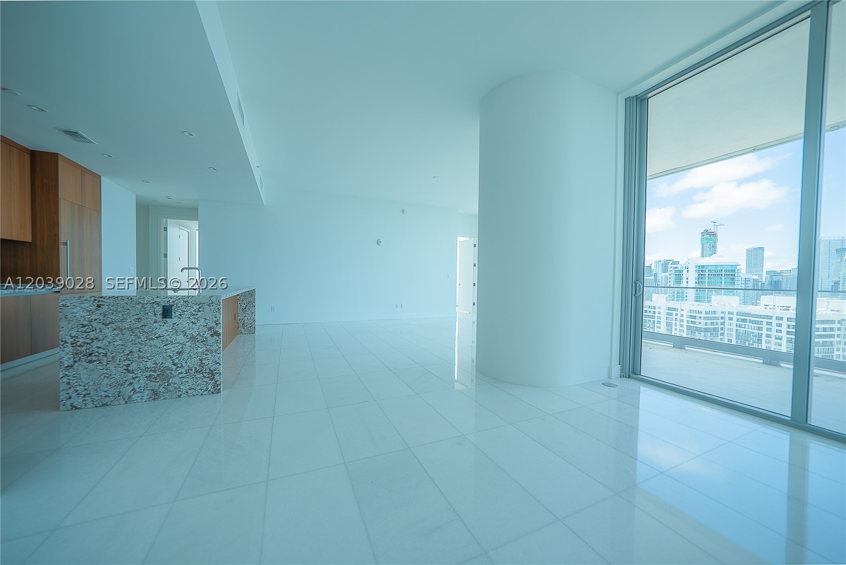 image Una Residences0