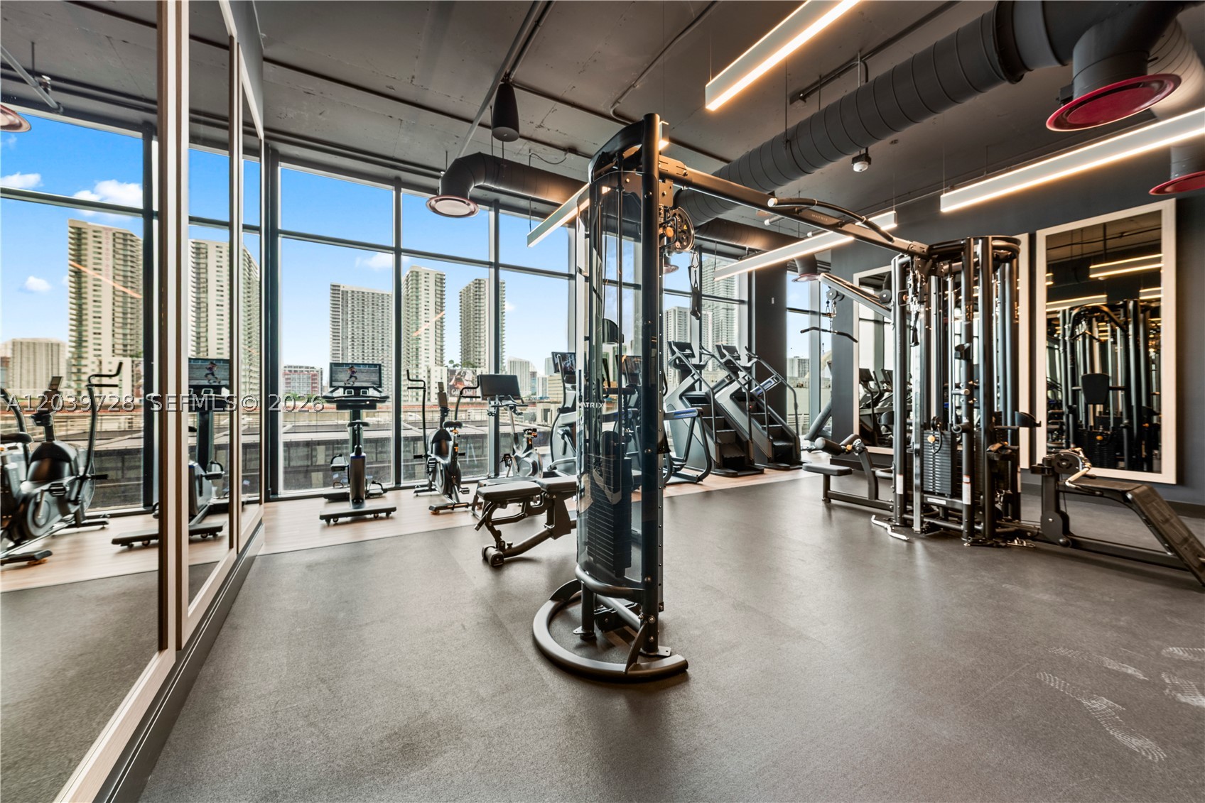image E11EVEN Hotel & Residences20