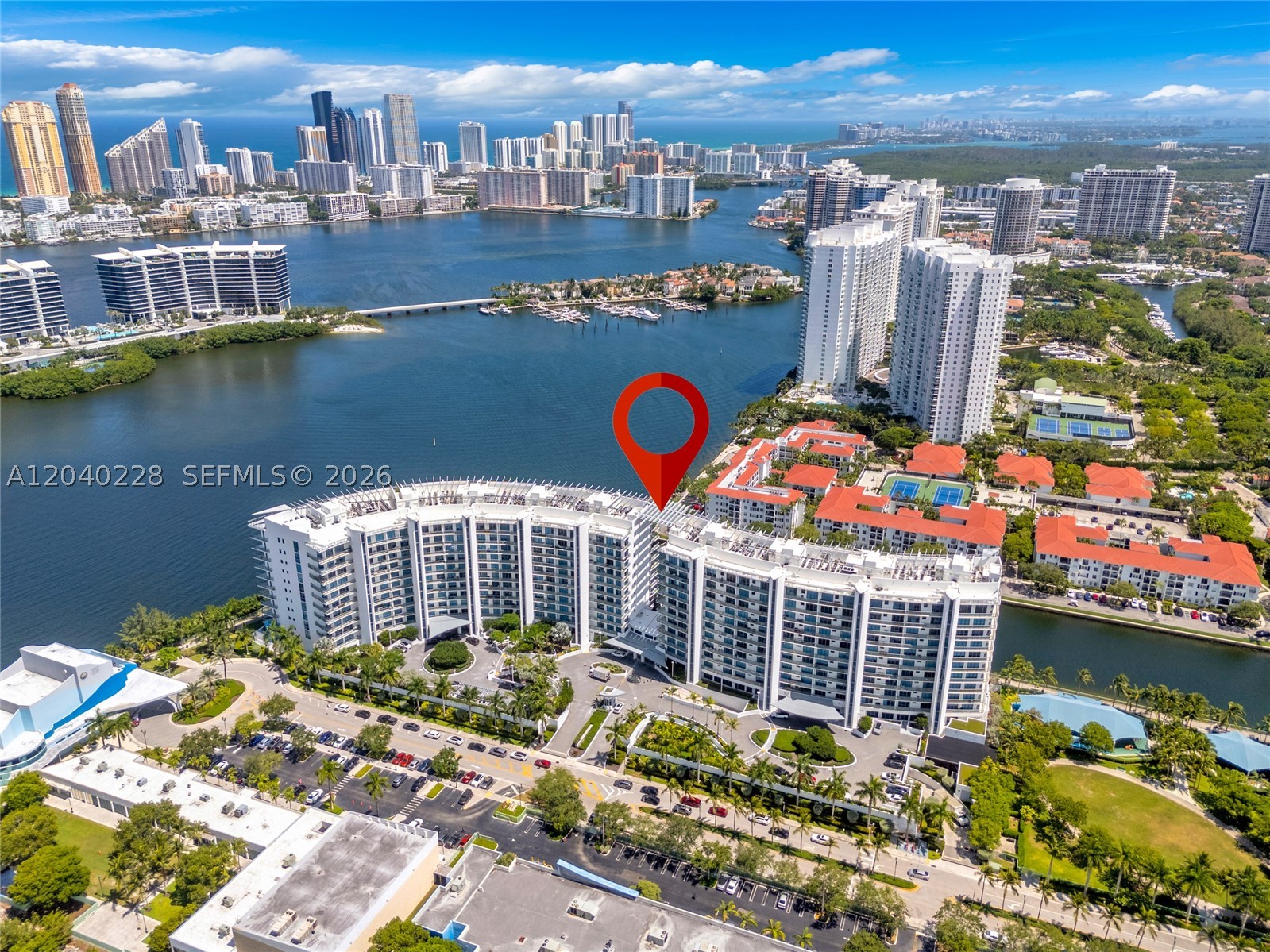 image Echo Aventura75