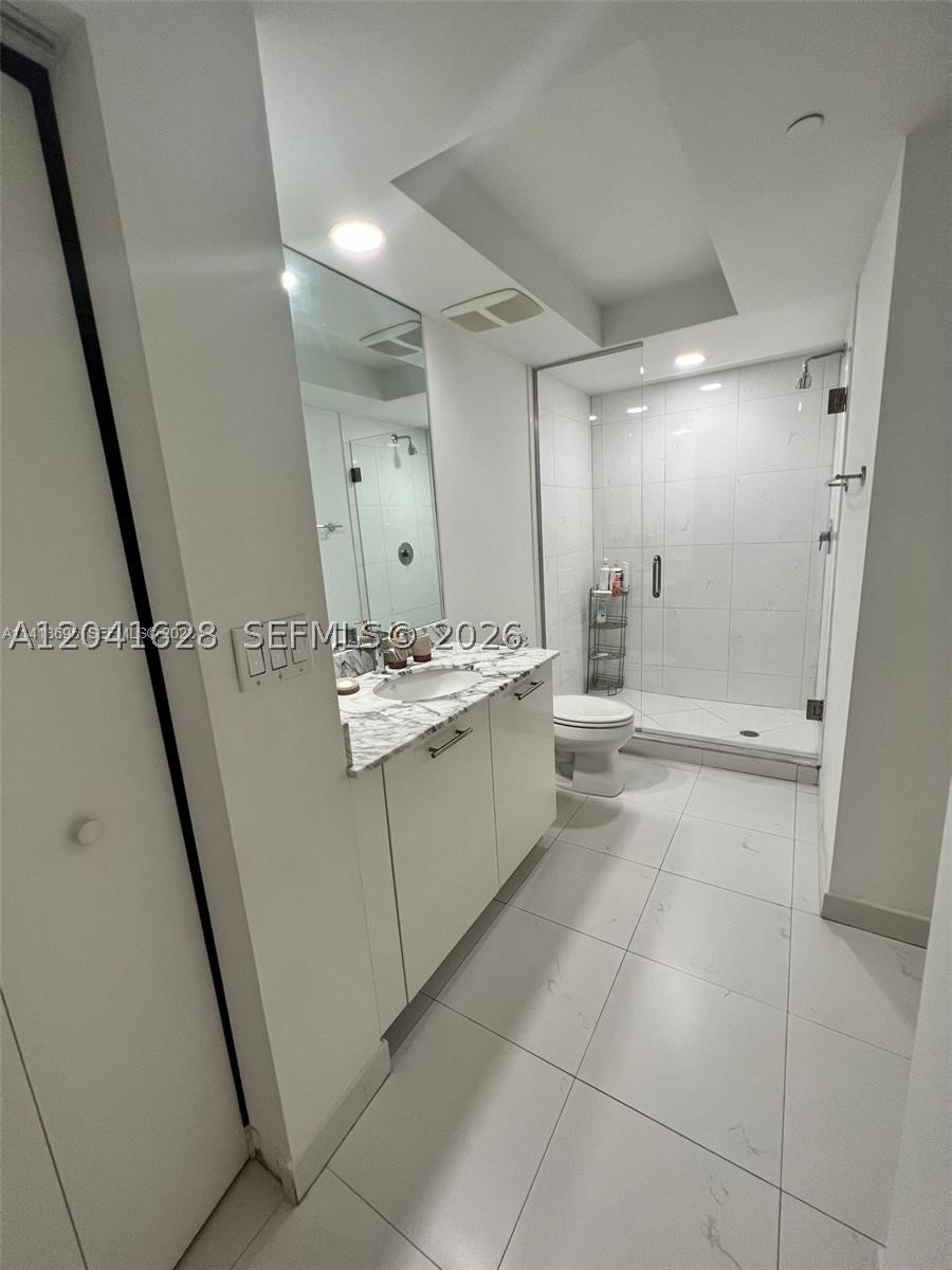 500 Brickell Ave #1410 Miami, FL 33131