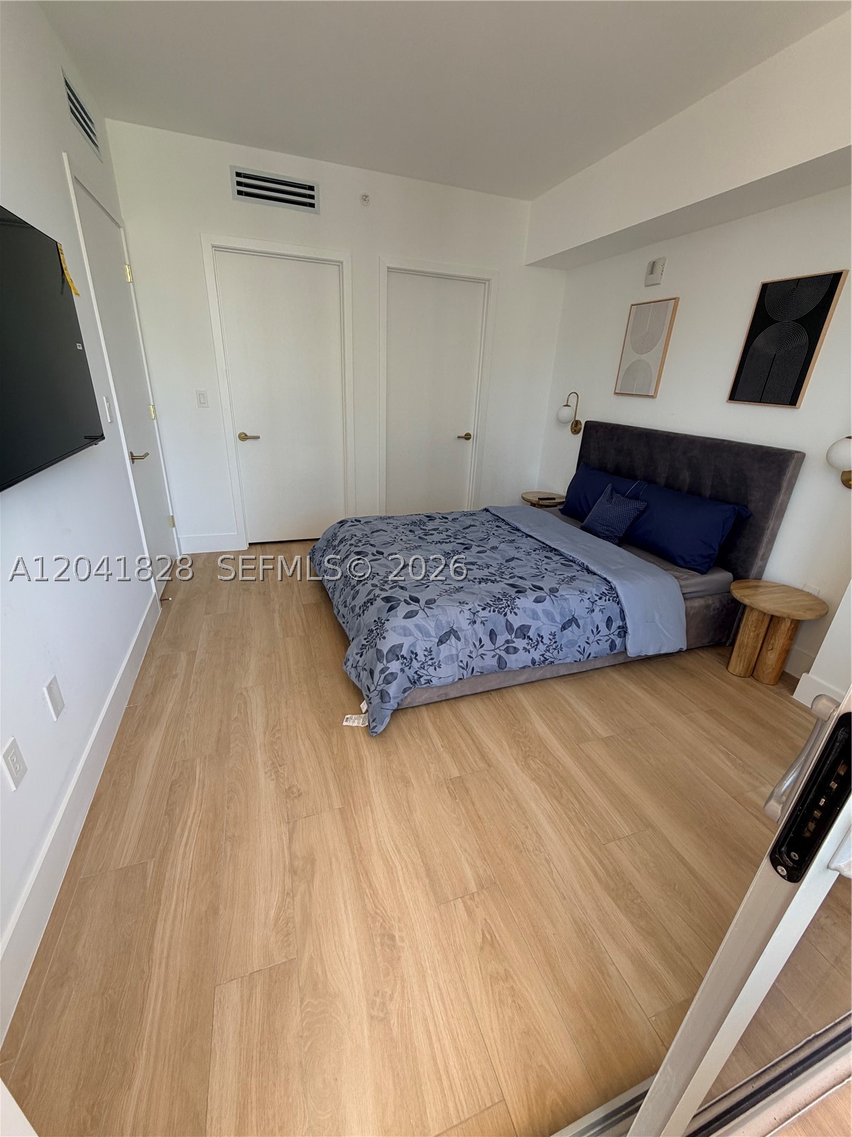 90 NE 32nd St #707 Miami, FL 33137