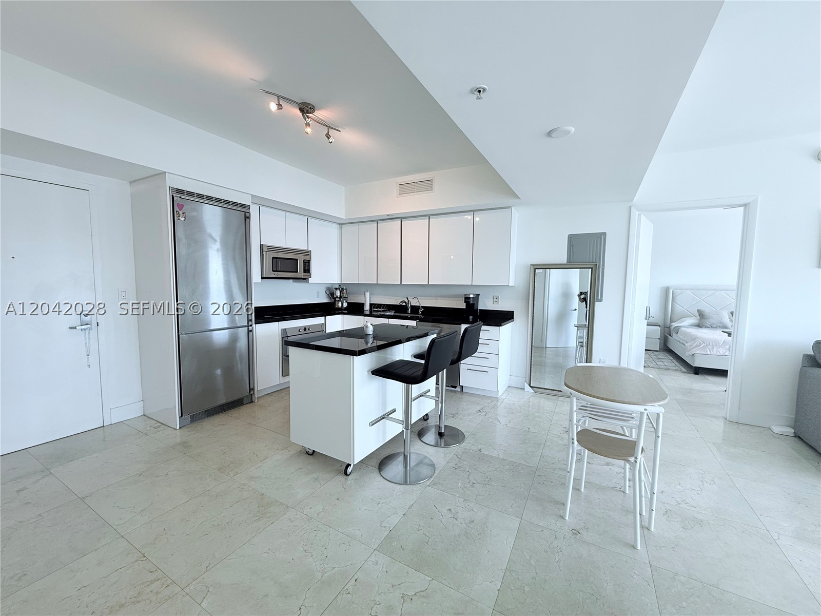 92 SW 3rd St #4311 Miami, FL 33130