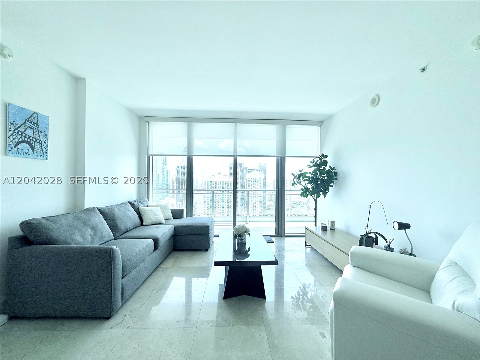 92 SW 3rd St #4311 Miami, FL 33130
