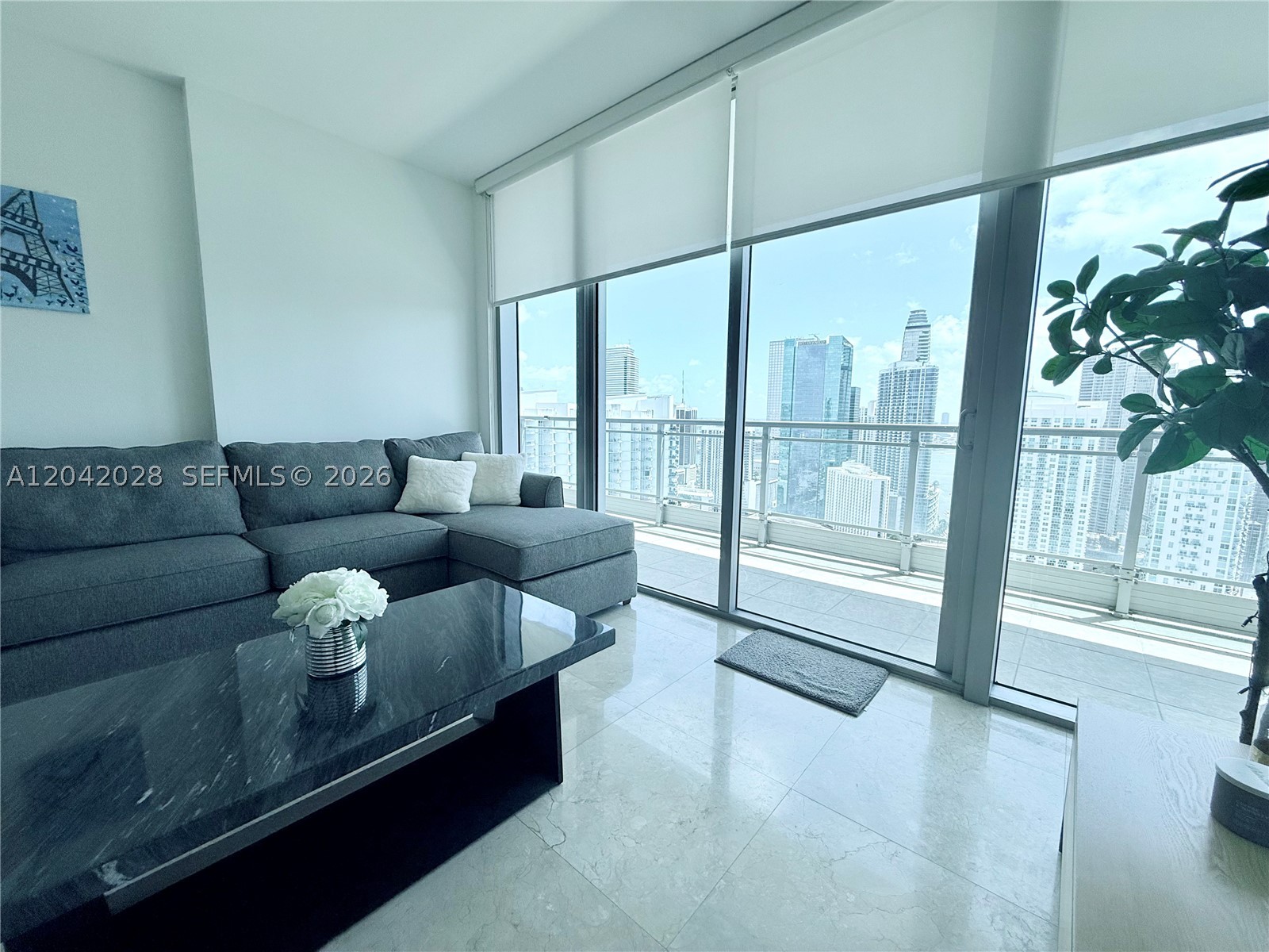 92 SW 3rd St #4311 Miami, FL 33130
