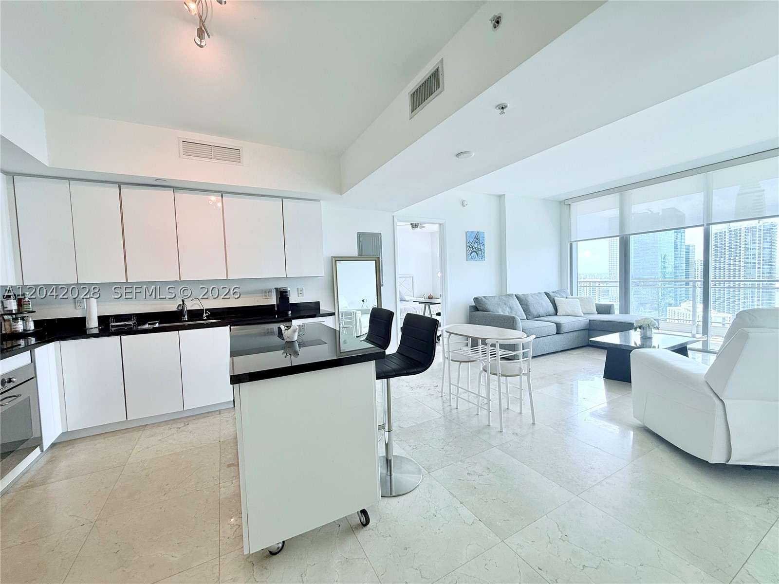 92 SW 3rd St #4311 Miami, FL 33130