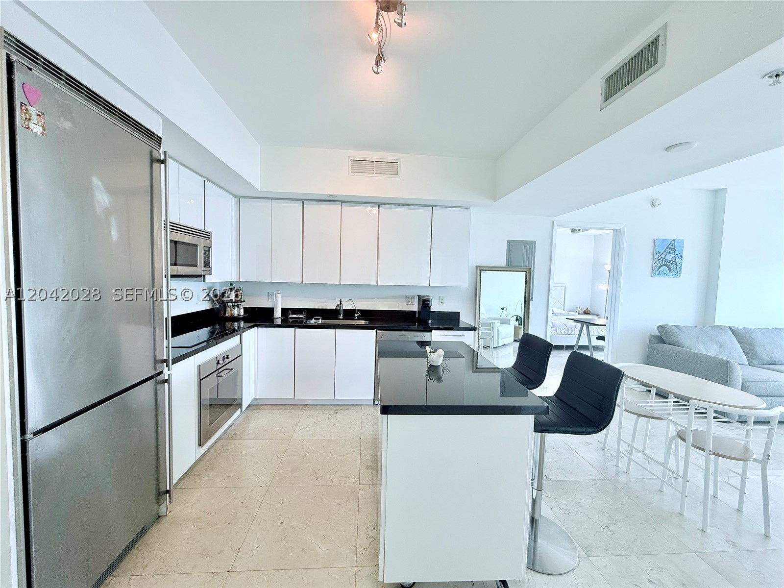 92 SW 3rd St #4311 Miami, FL 33130