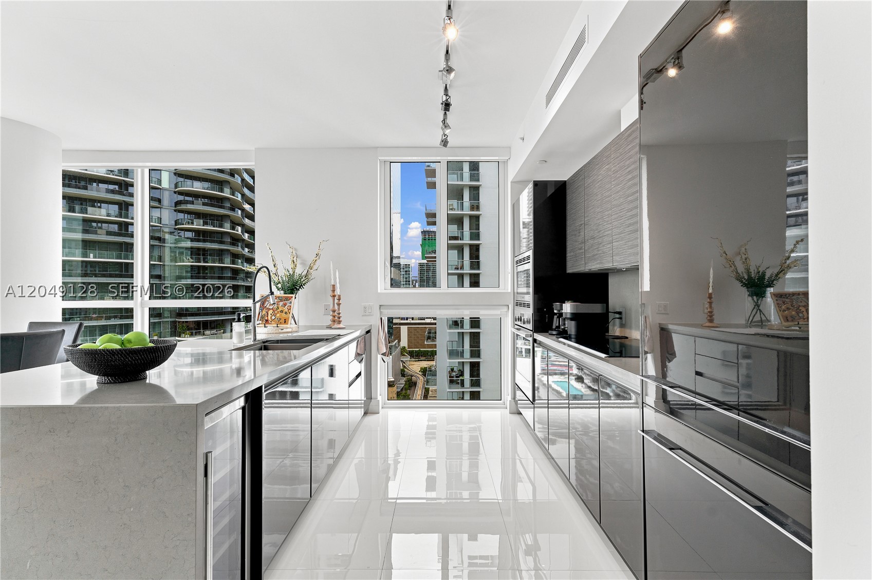 image The Bond on Brickell11