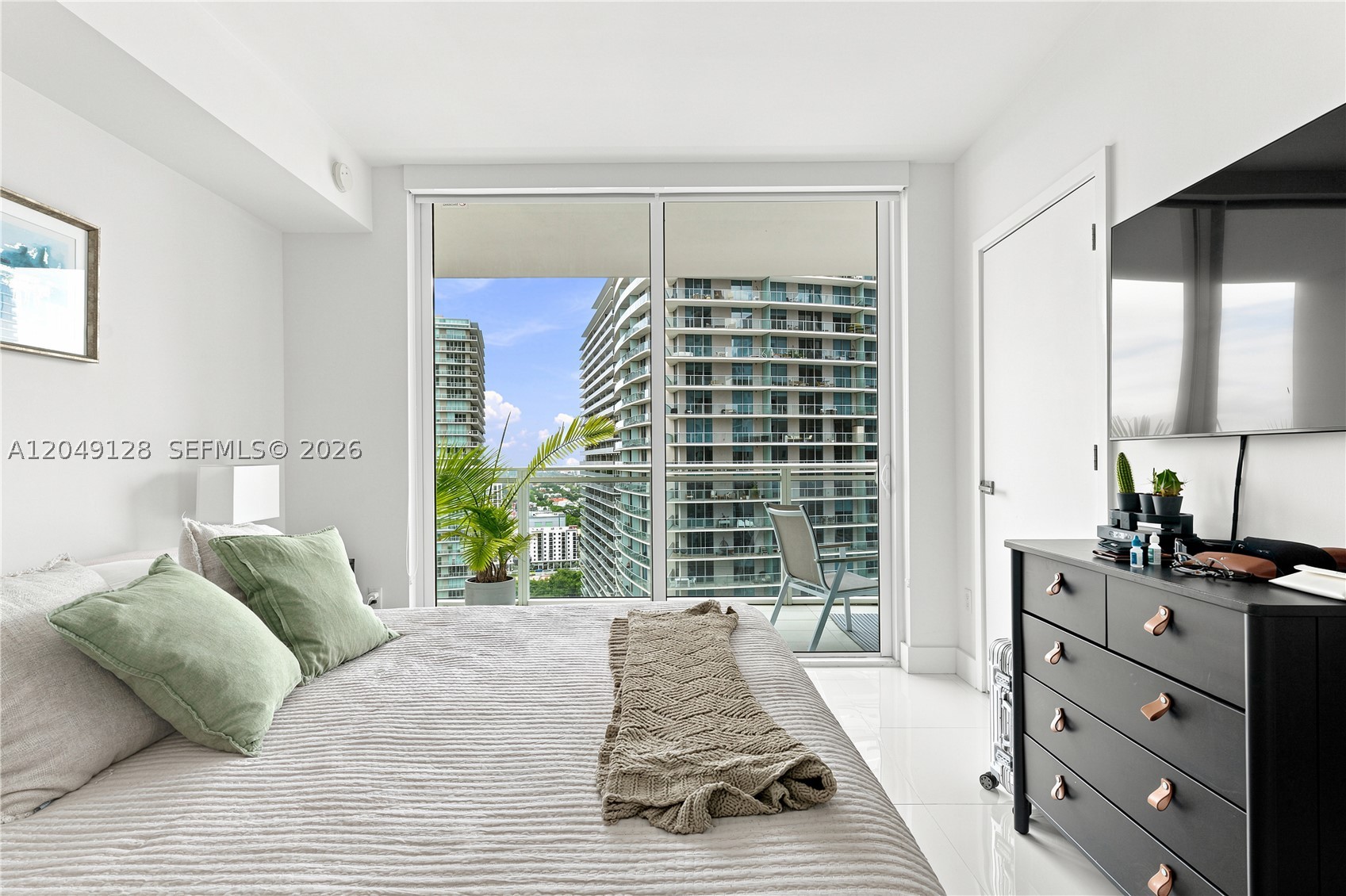 image The Bond on Brickell15